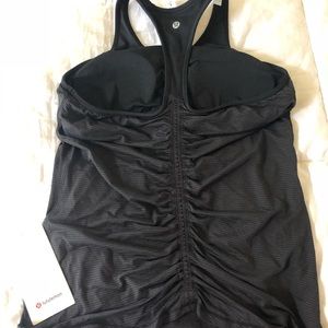 Lululemon tank slim fit b/c cup